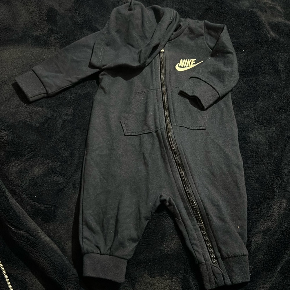 New!! Nike onesie